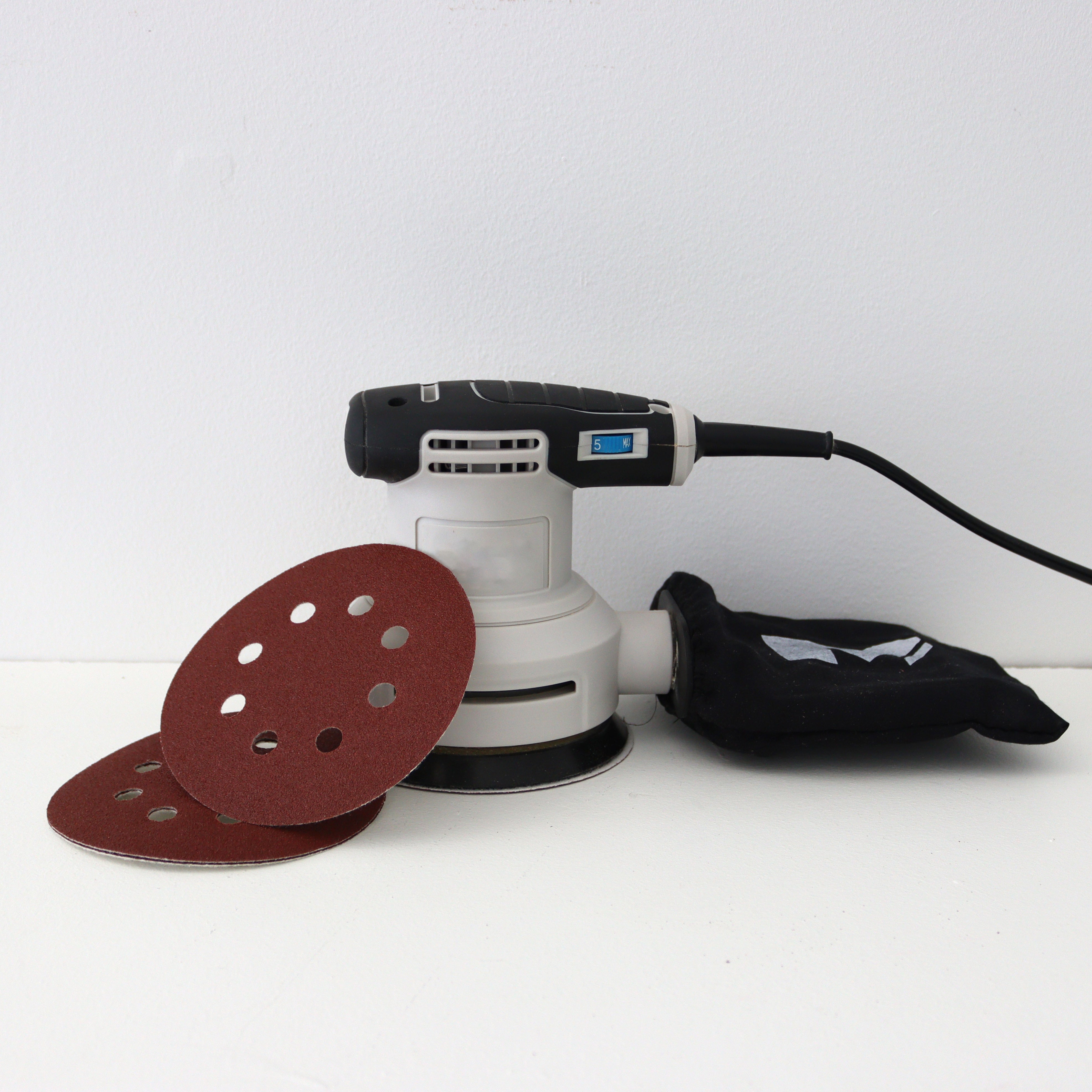 Electric Sander with Sanding Discs